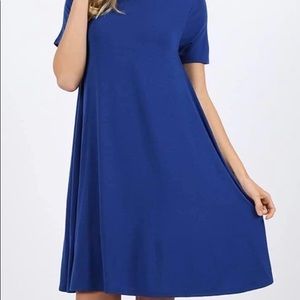 Navy t-shirt dress with pockets